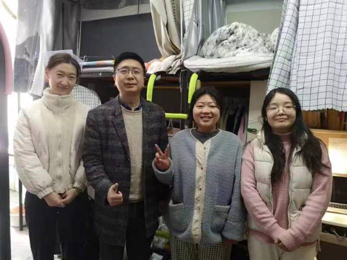 ˵:3be1fa7f4a241cdbc8c2f266055630d