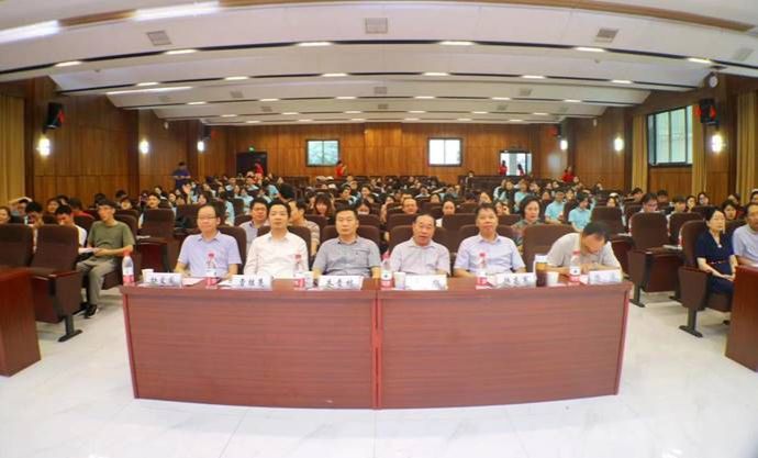 ˵Ã÷: 640f70c4ad5141d56fdf86dd995de3e